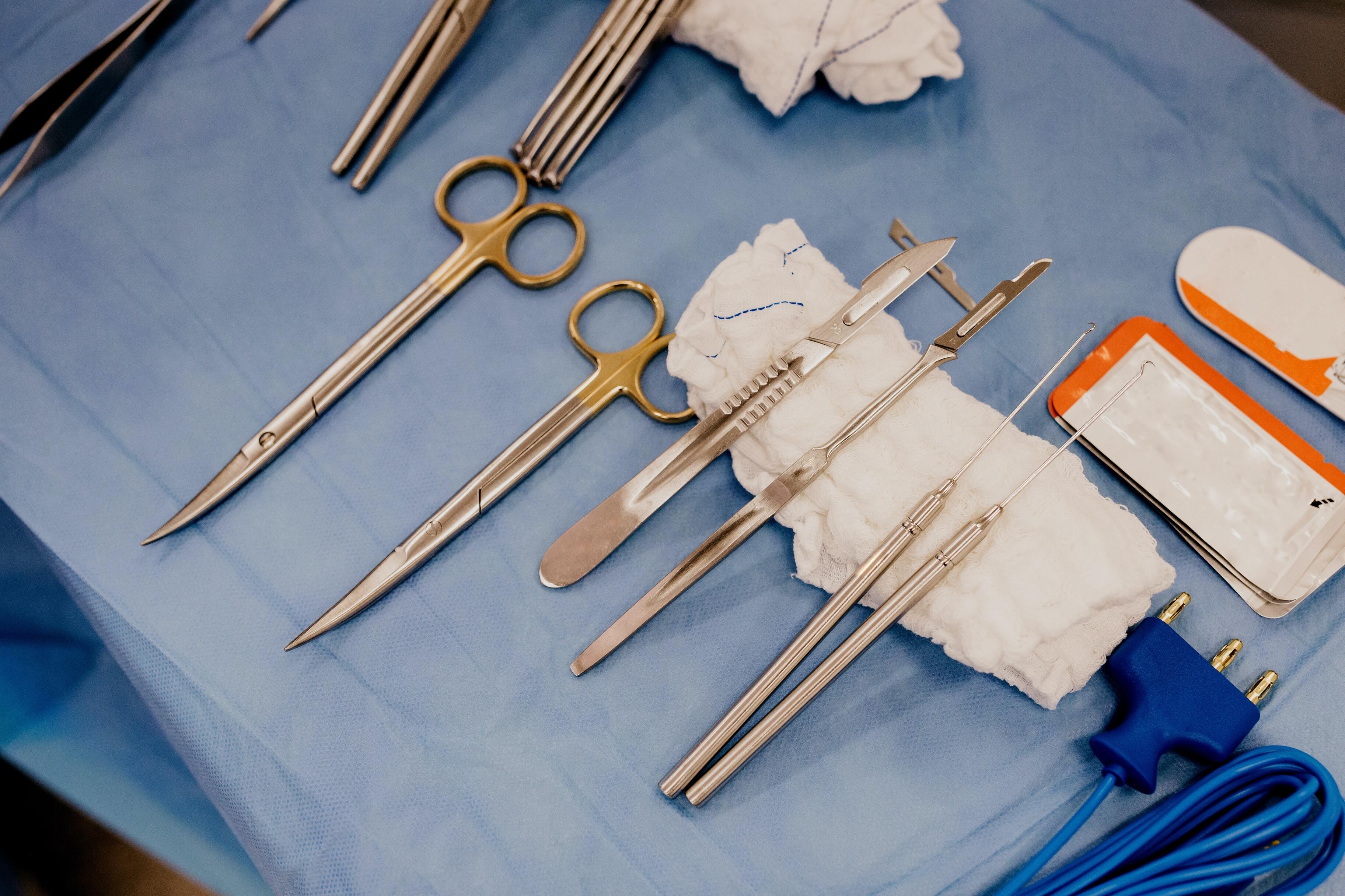 В российской больнице врачи забыли скальпель в теле пациентки