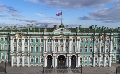 Реставраторы Эрмитажа обнаружили на паникадиле надпись, сделанную Петром I