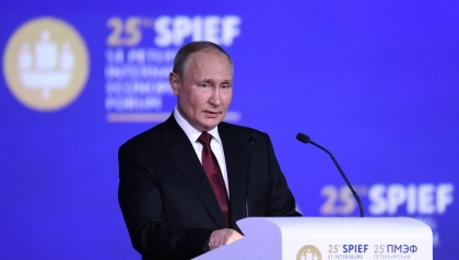Владимир Путин заявил о росте МРОТ на 18,5 процента